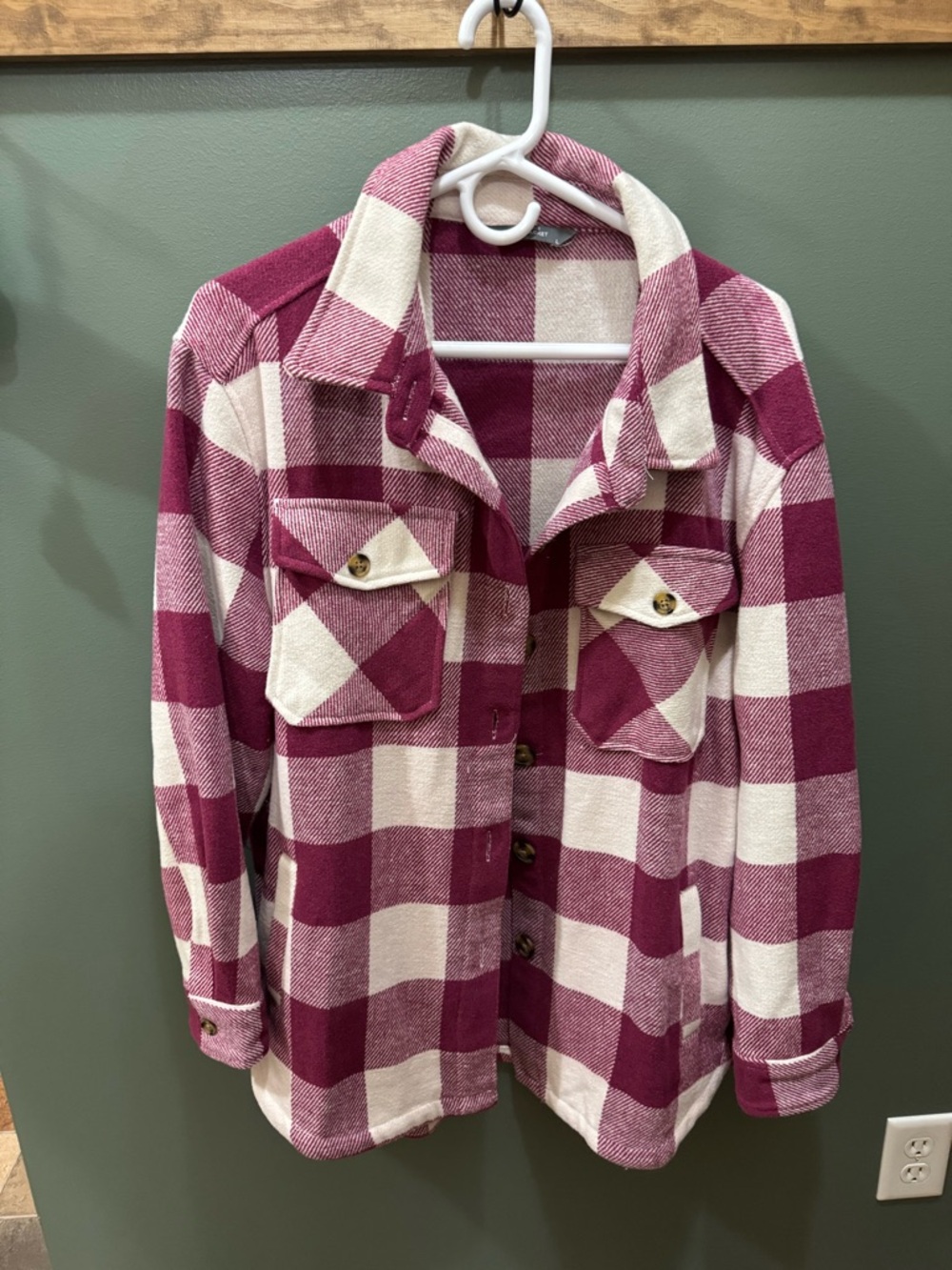 Women's Plaid Utility Jacket in Berry and Cream